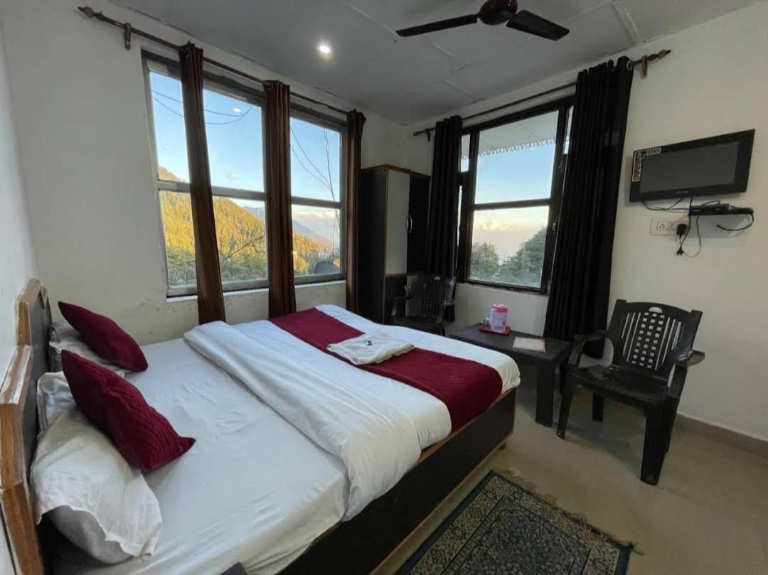 The Lake Cottage By Vrb Hotels Dharamshala Exterior photo